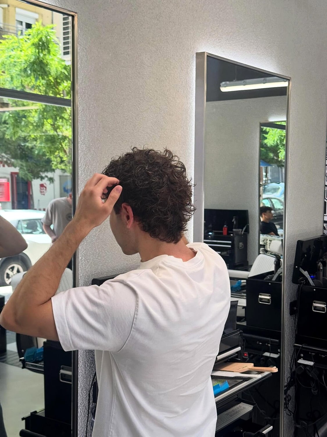 Textured curls στο 808 EIGHT OH EIGHT